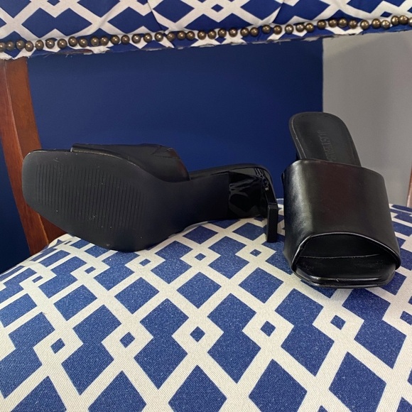 Black high heel open toe slide mules sandals Sz 6.5 Justfab - Picture 2 of 6